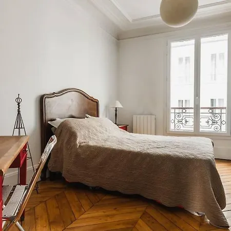 Canal St Martin Apartment *