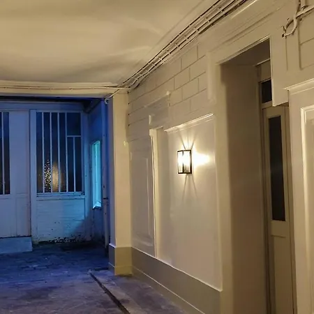 Апартаменты Canal St Martin